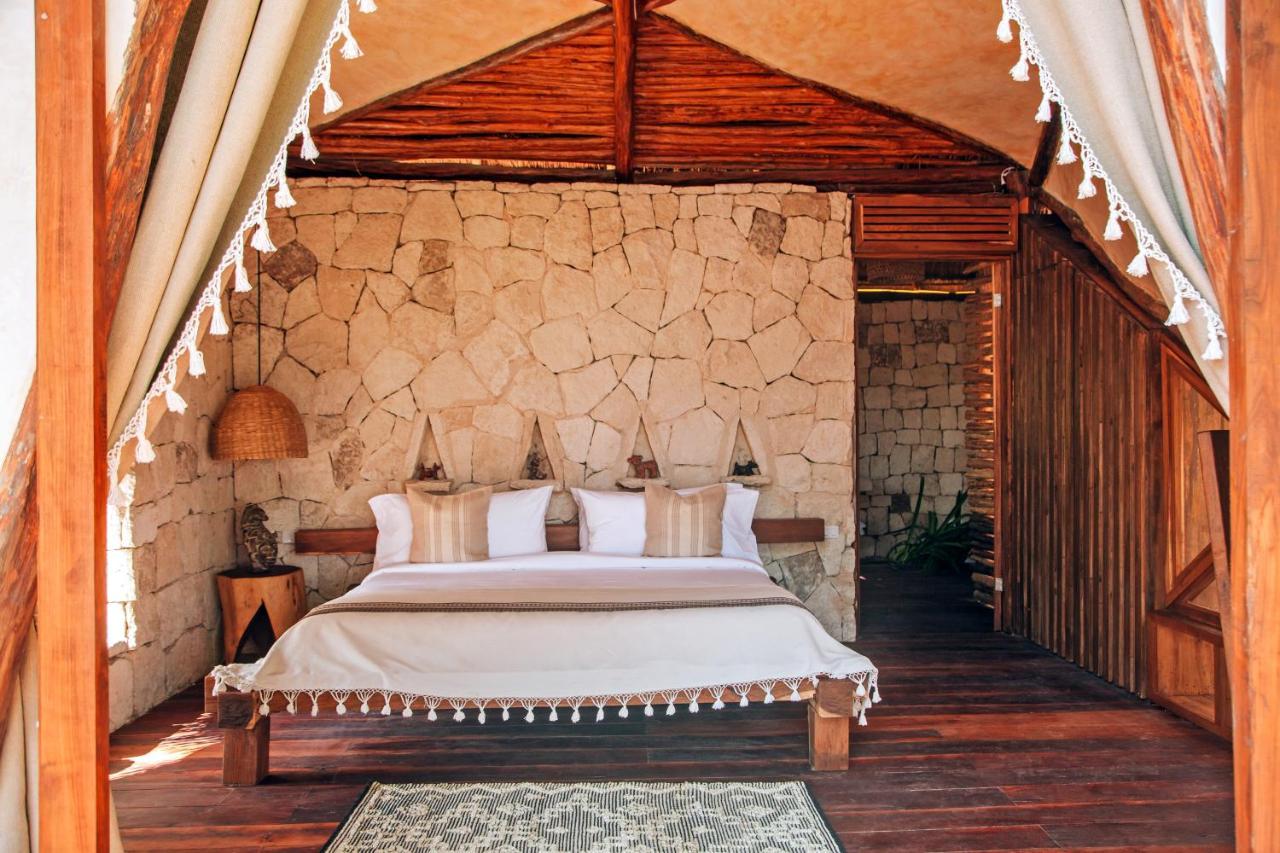 Oceanfront Suite Plunge Pool