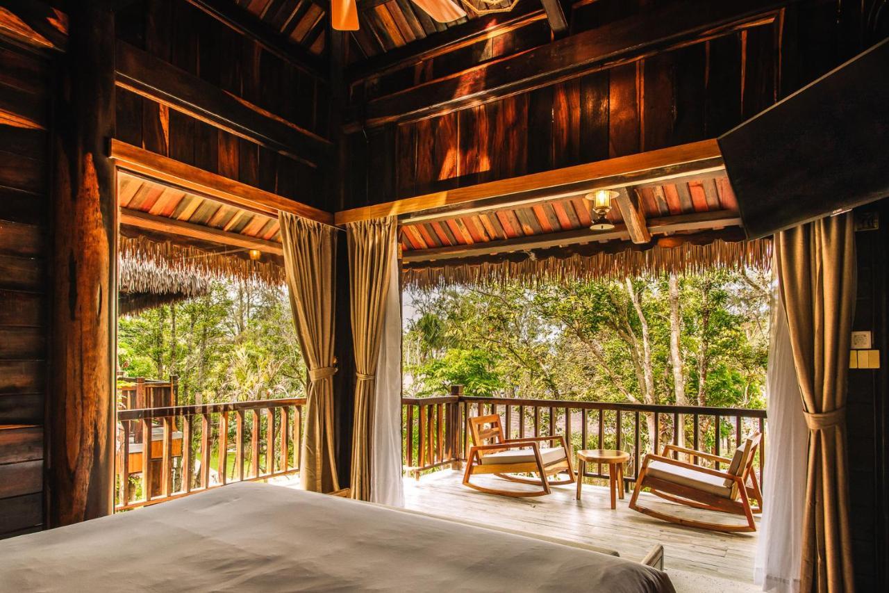 Premium Ocean Breeze Bungalow King,1169011294:JPEG