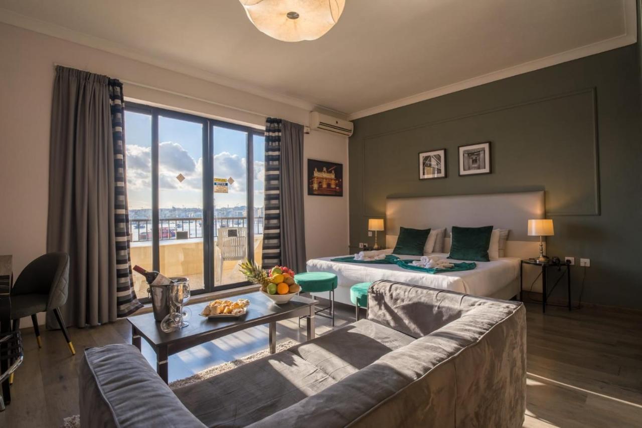 Triple Room Sea View