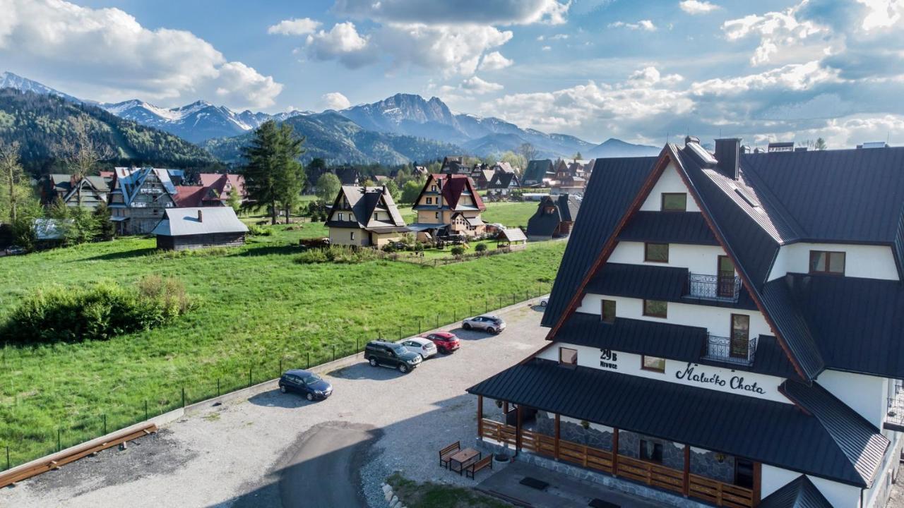 Pokój trzyosobowy z widokiem na góry