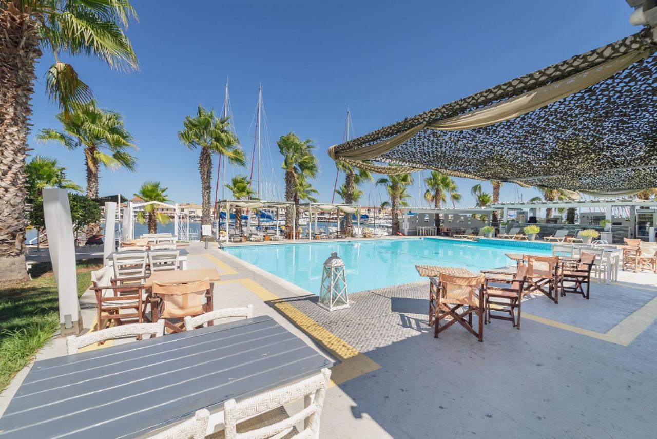 Classic Room Pool View