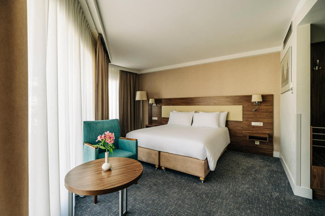 Standard Room,1567062659:JPEG