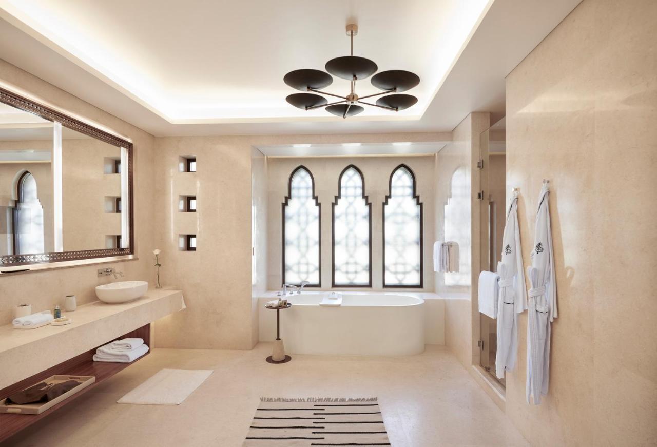 Imperial King Twin Suite Pool