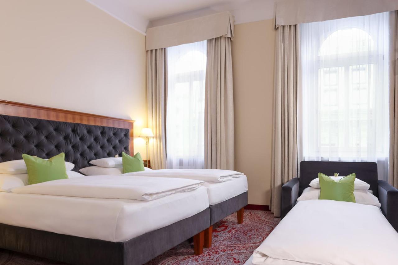 Classic Double or Twin Room extra bed