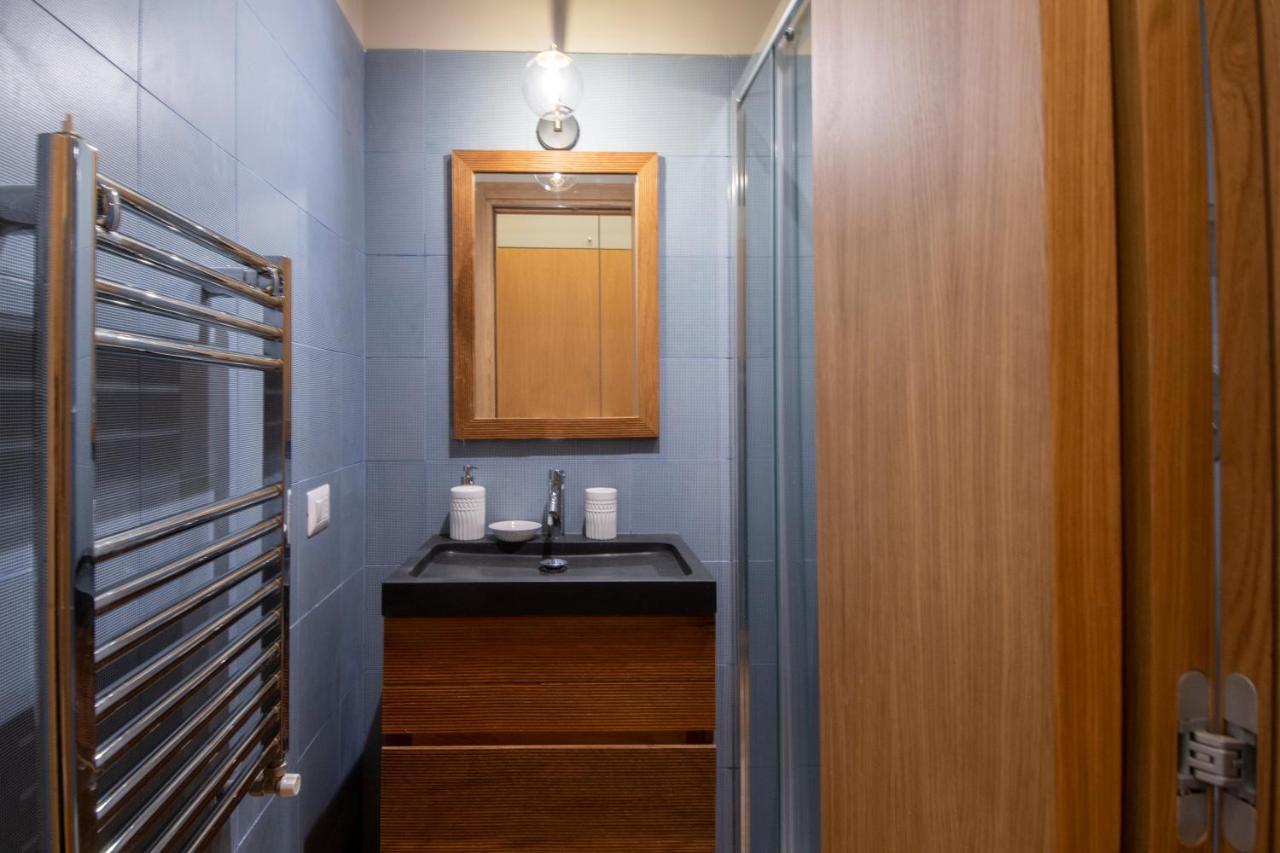 Superior Apartment - External Building,1196678830:JPEG