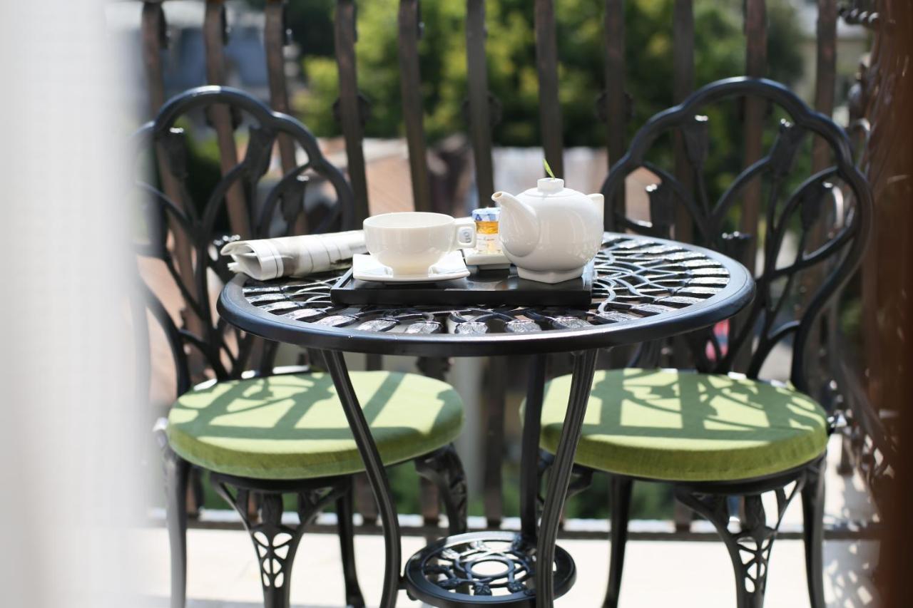 Deluxe Suite Balcony