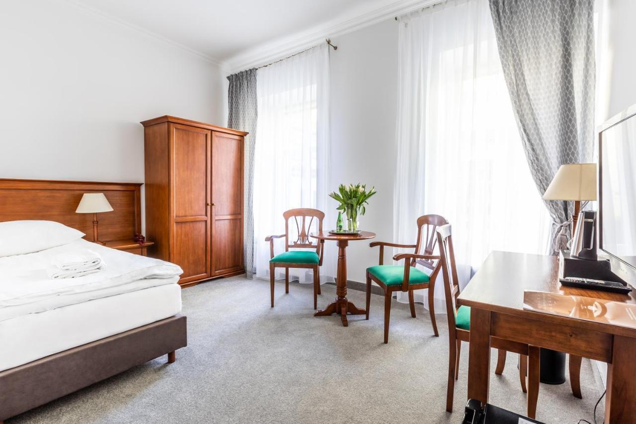 Standard Single Room