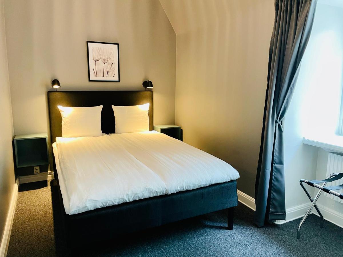 Economy Double Room,1205166805:JPEG