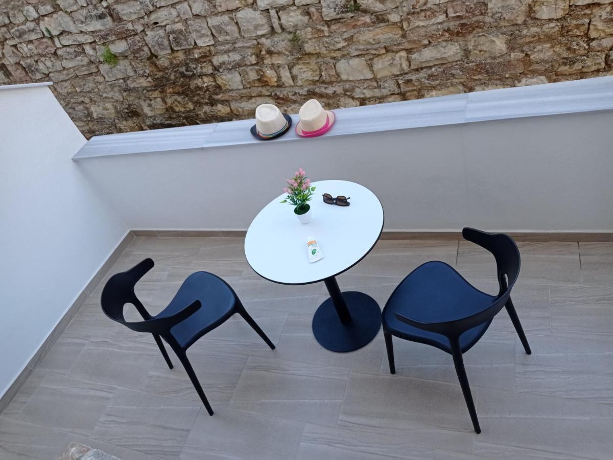 Studio Terrace