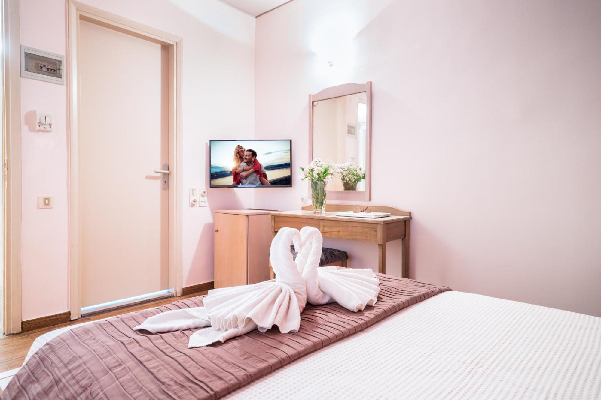 Double or Twin Room No Balcony