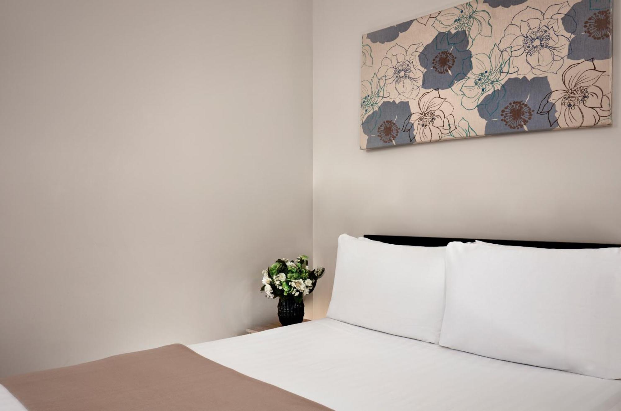 Single Room,1346225084:JPEG