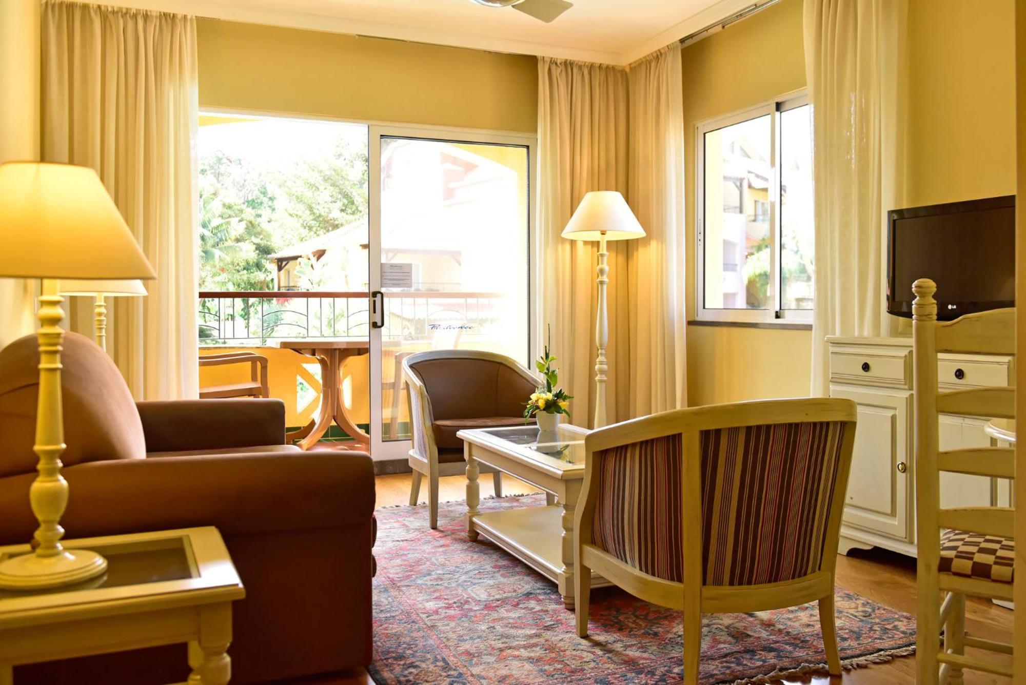 Superior Triple Family Room