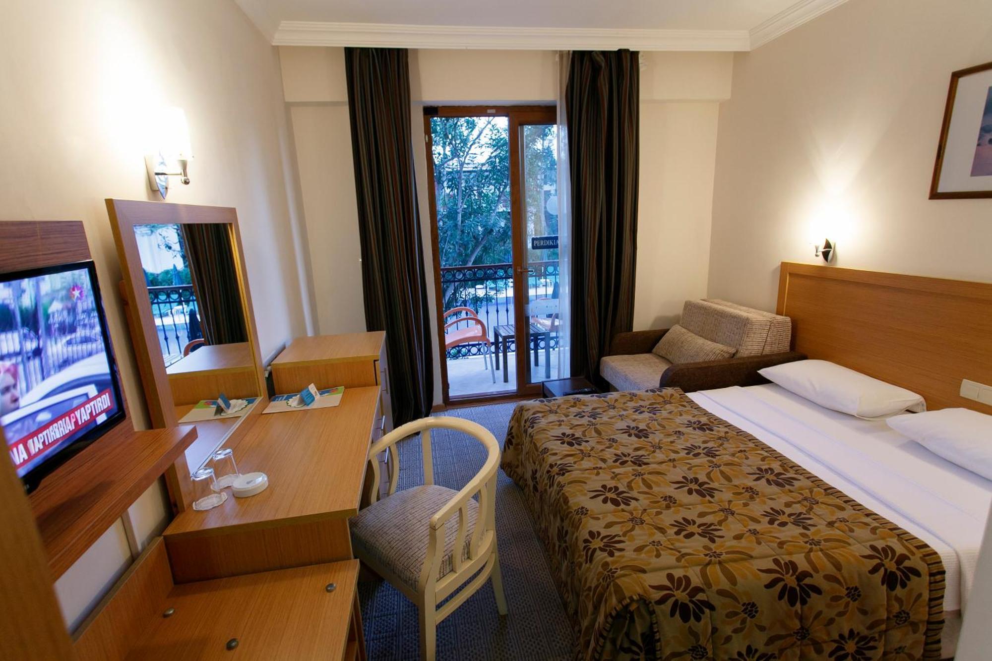 Standard Double Room,1275088639:JPEG