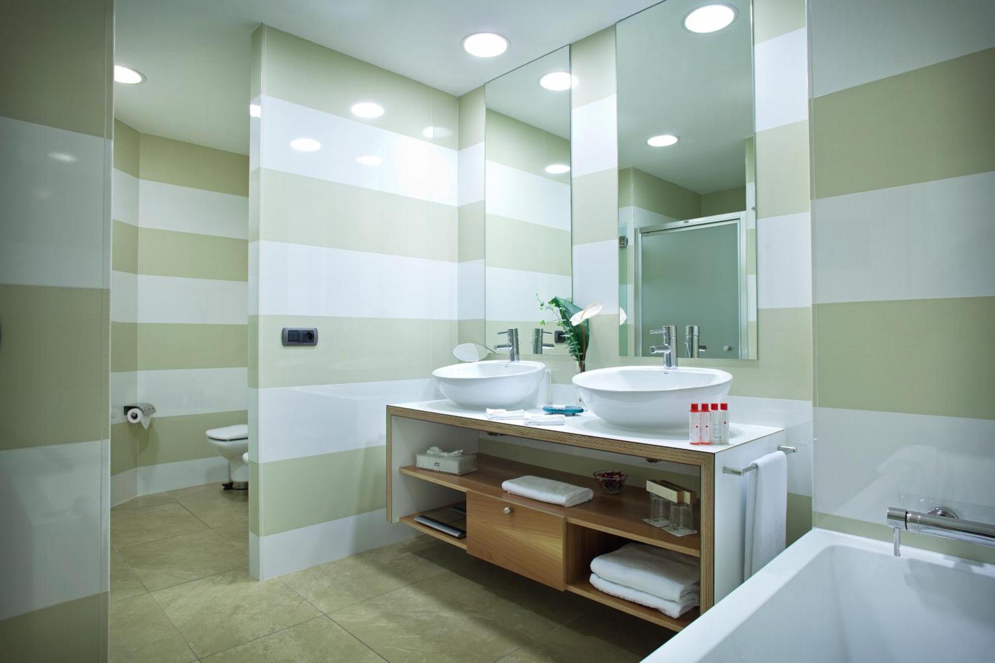 Apartament typu Junior Suite (2 osoby dorosłe + 1 dziecko do 12. roku życia)