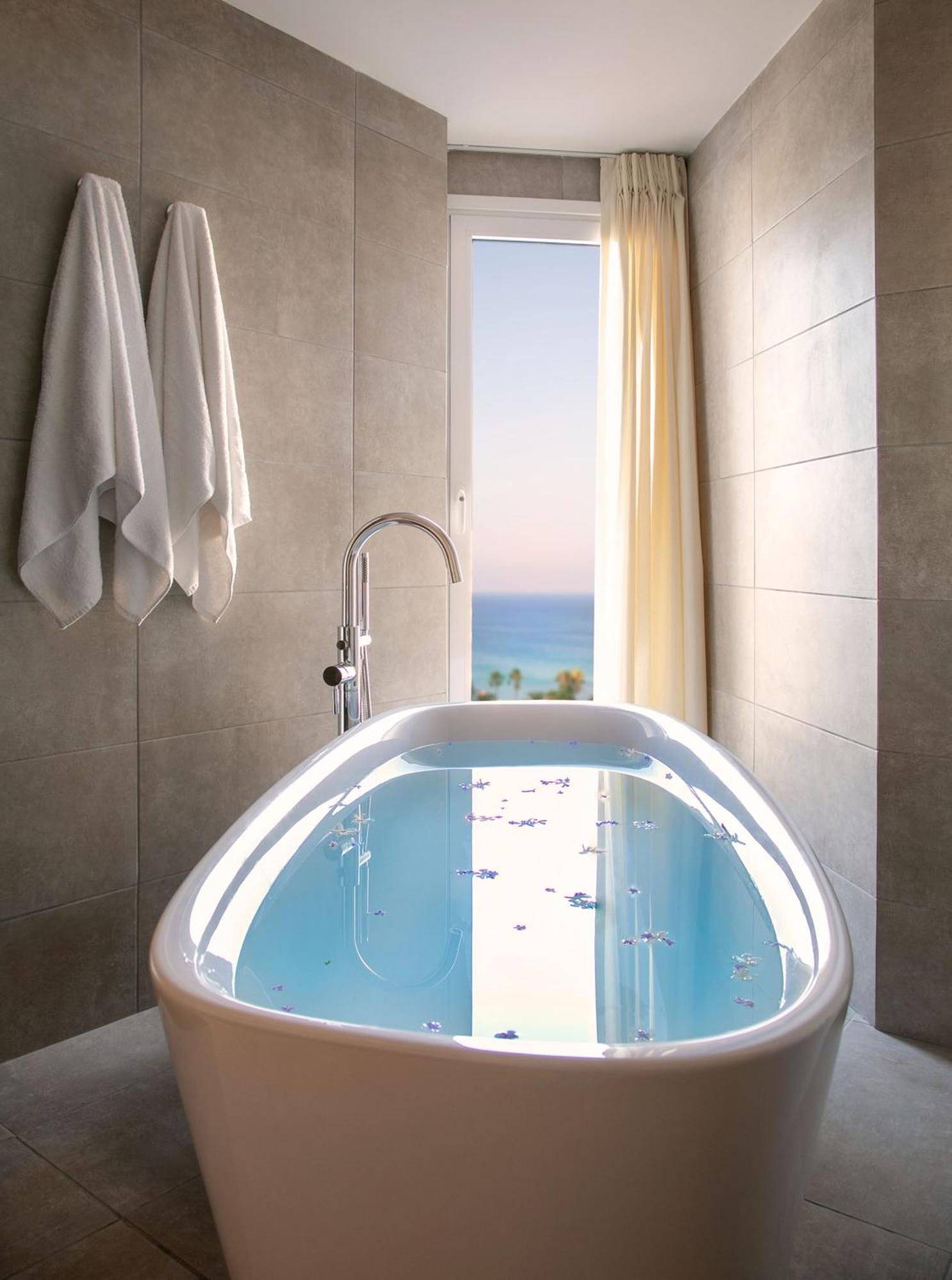 Junior Suite Limited Sea View