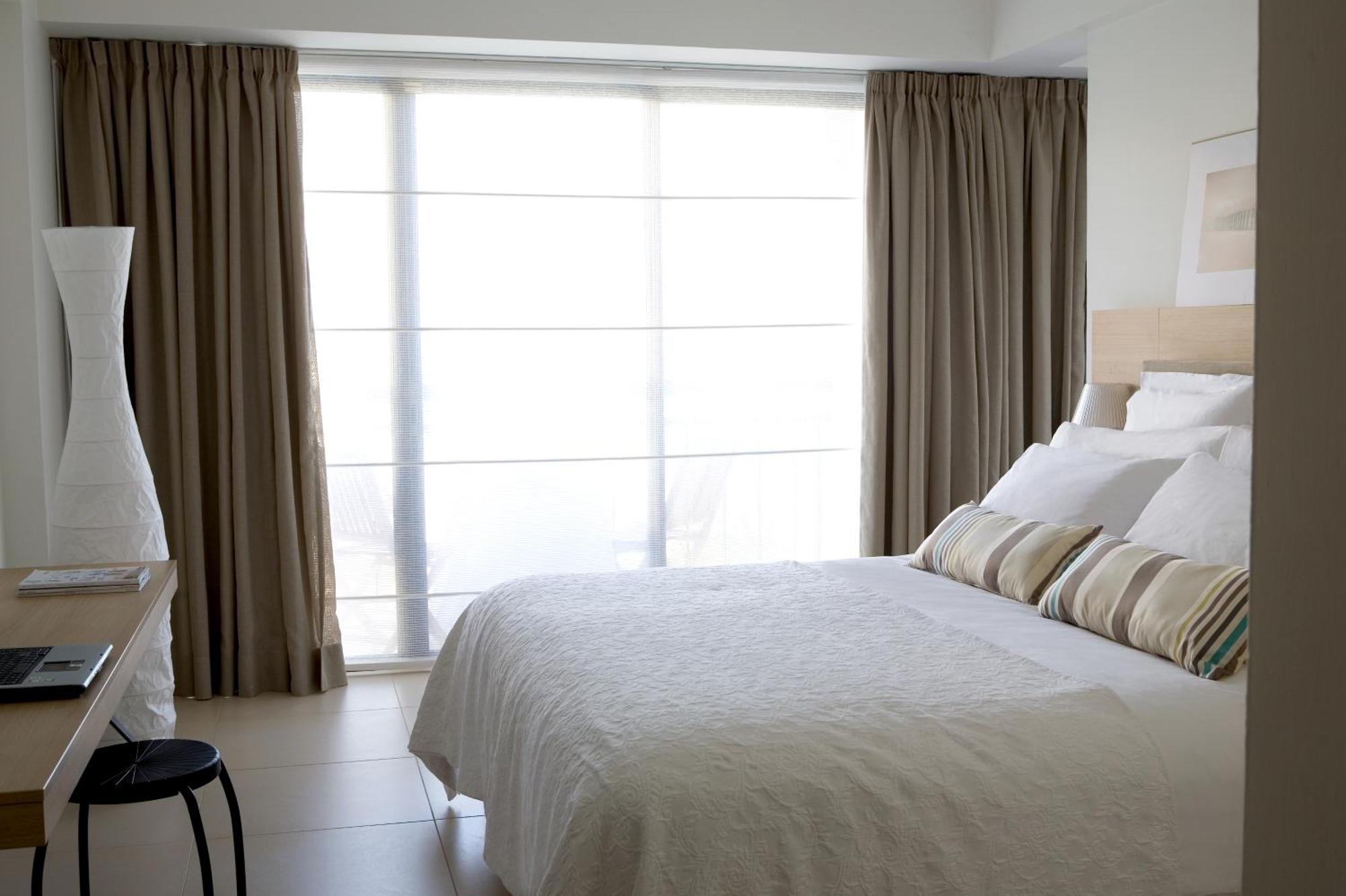 Standard Twin Room with Partial Sea View,1275266782:JPEG