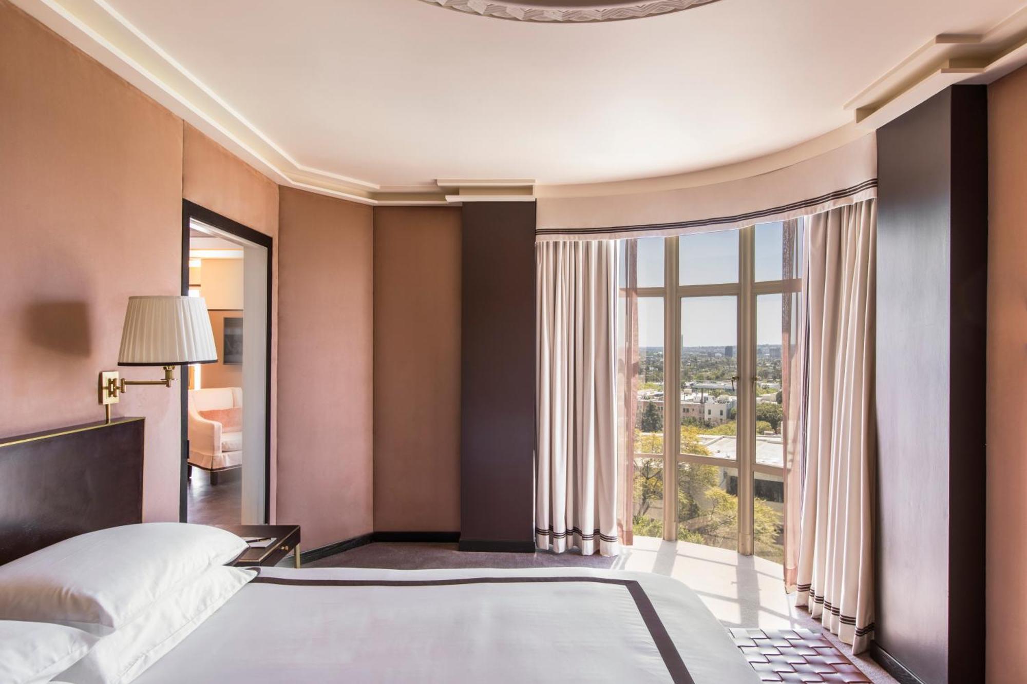 Studio,1210994008:JPEG