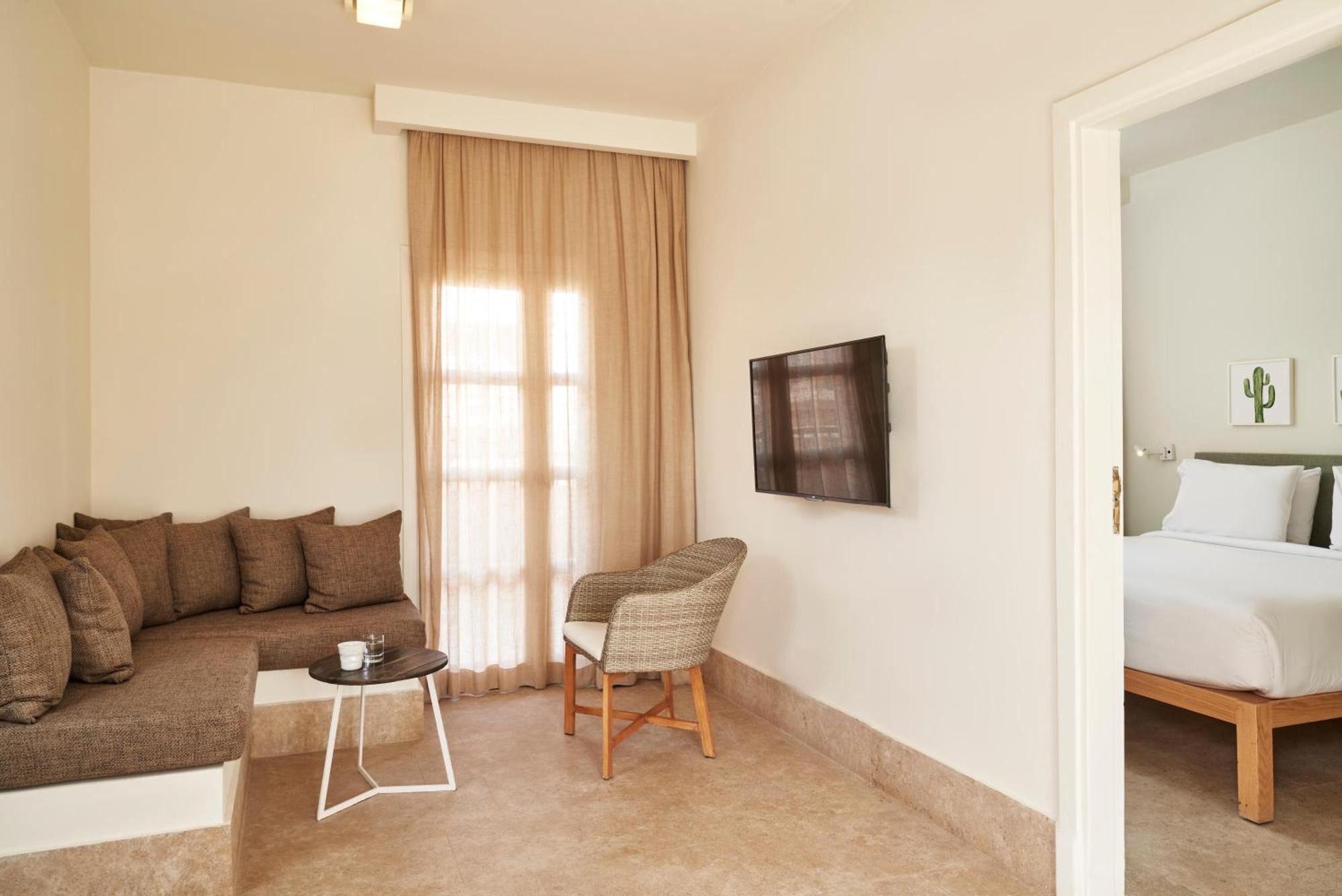 Captain's Suite,1212202681:JPEG