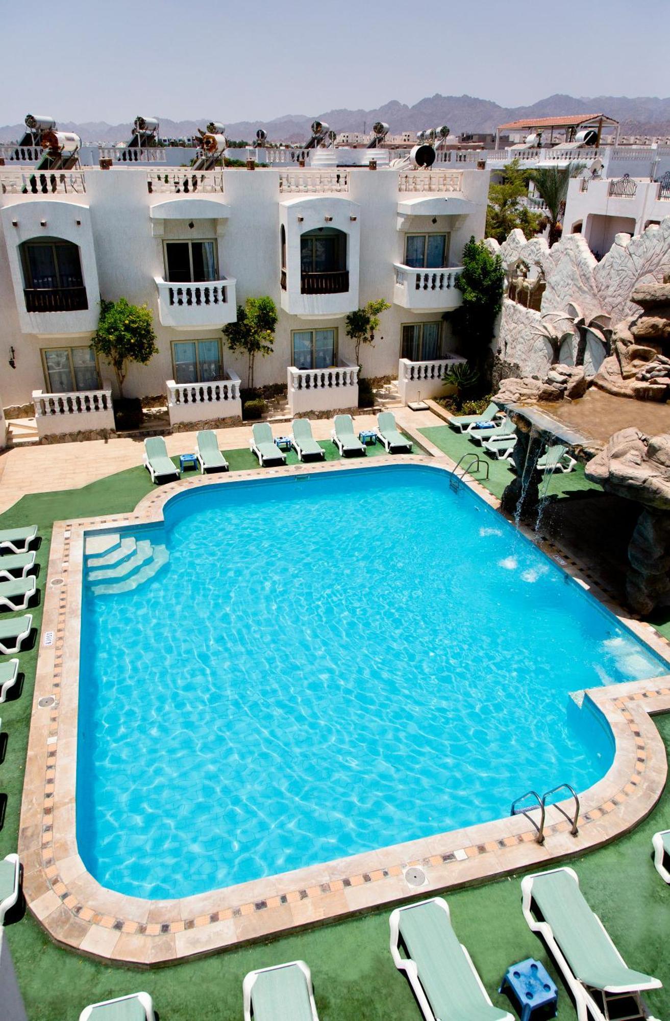 Superior Pool View Premium Hard All Inclusive – Beverage Only 24 Hrs