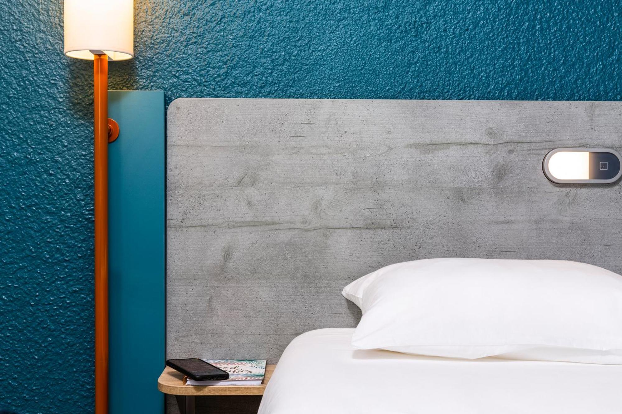 Double Room Single Bed