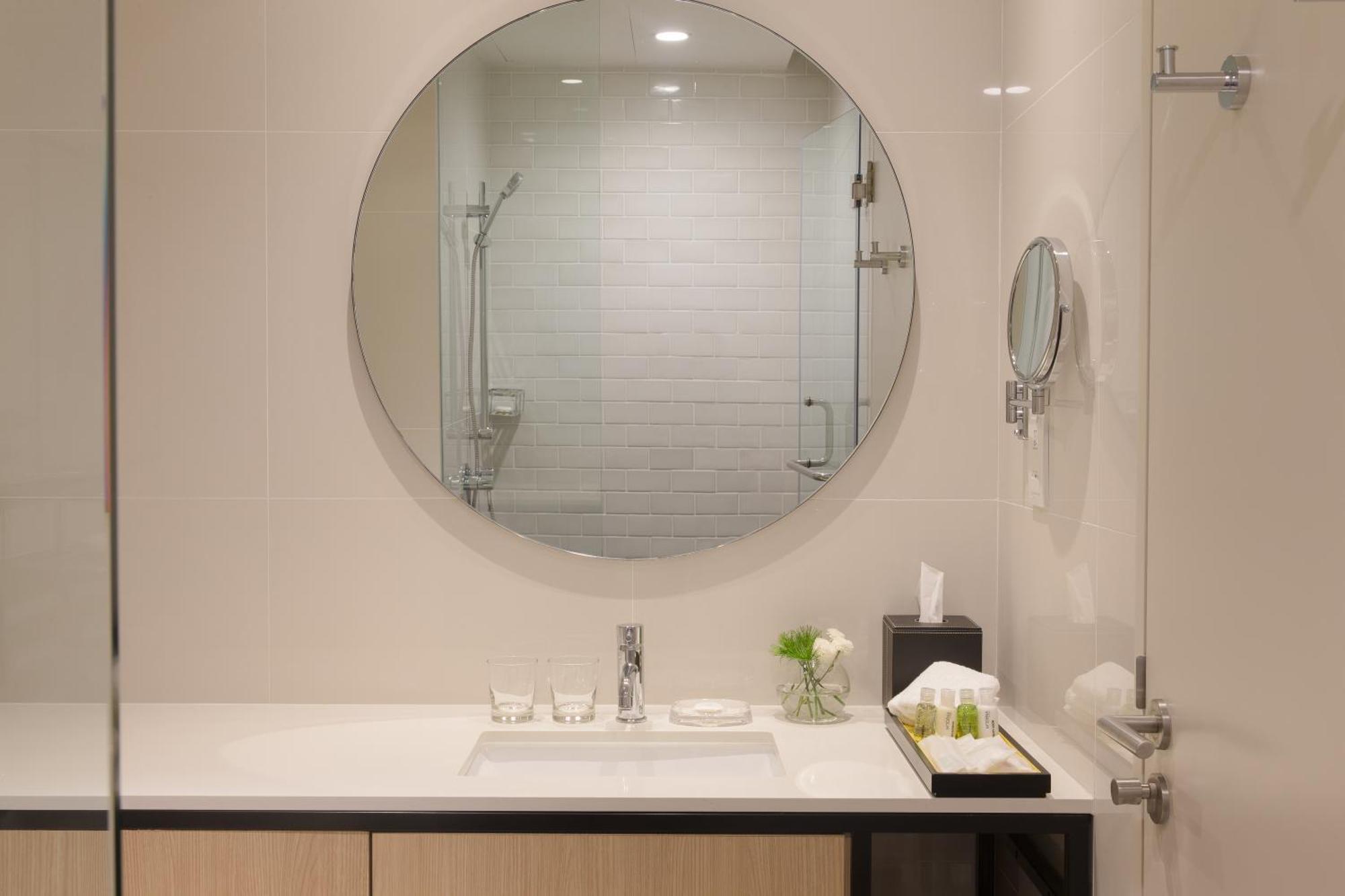 Deluxe King Room,1215663880:JPEG