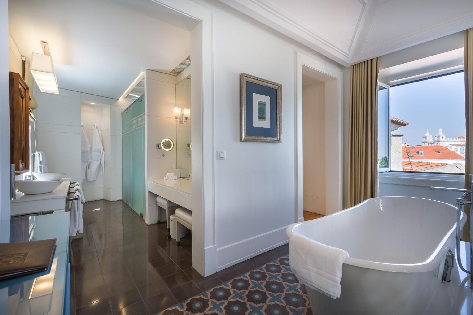 Junior Deluxe Suite Panoramic View