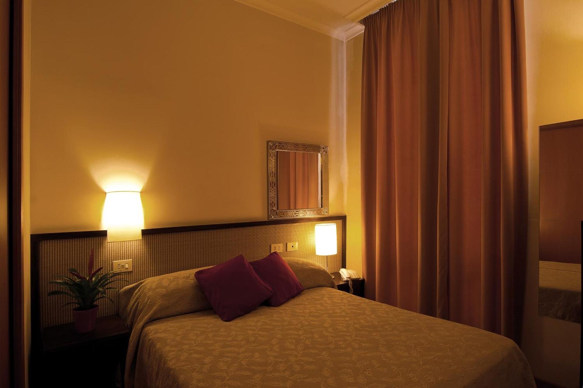 Economy Double Room,1216041133:JPEG