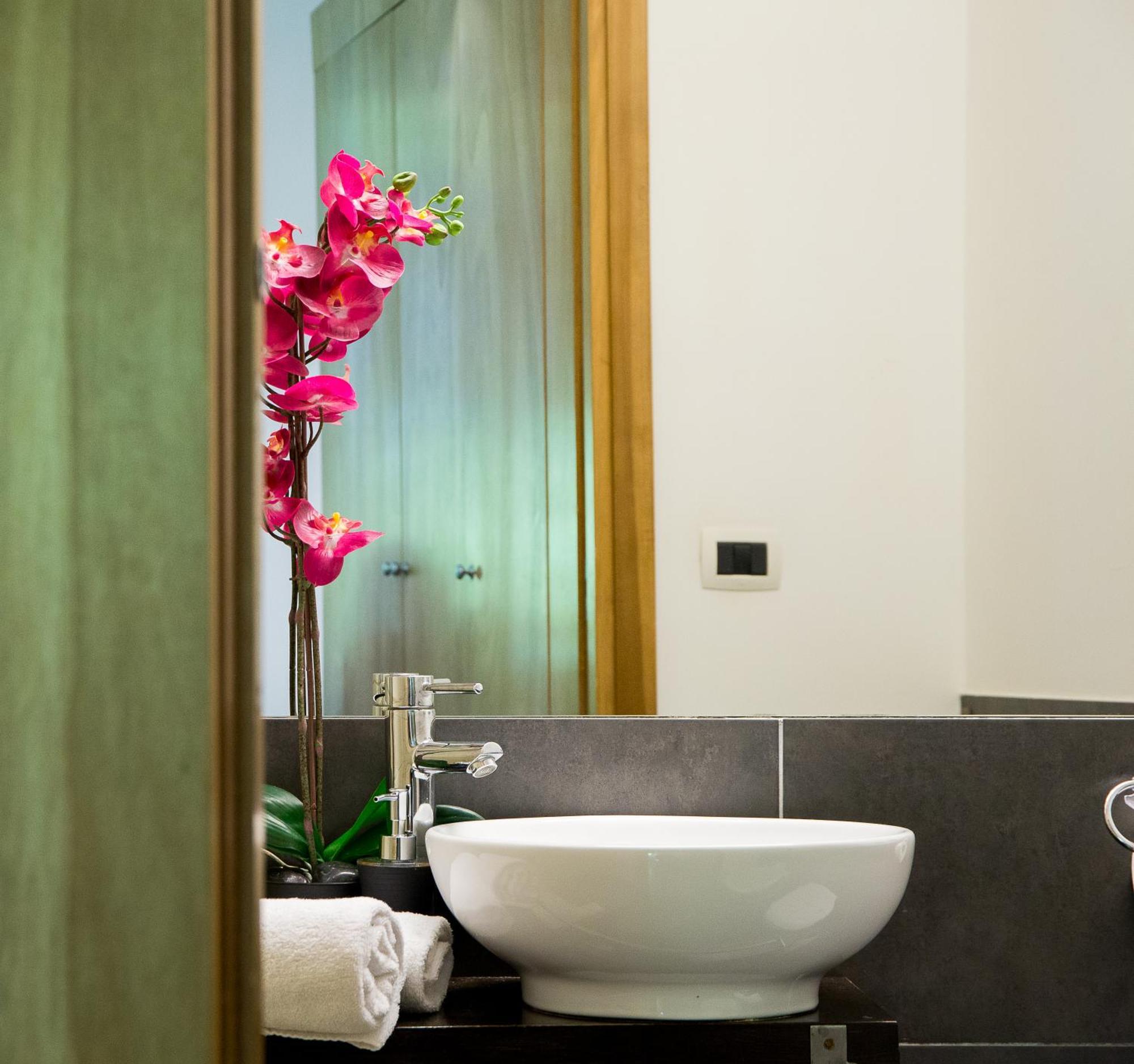 Double or Twin Room,1216101904:JPEG