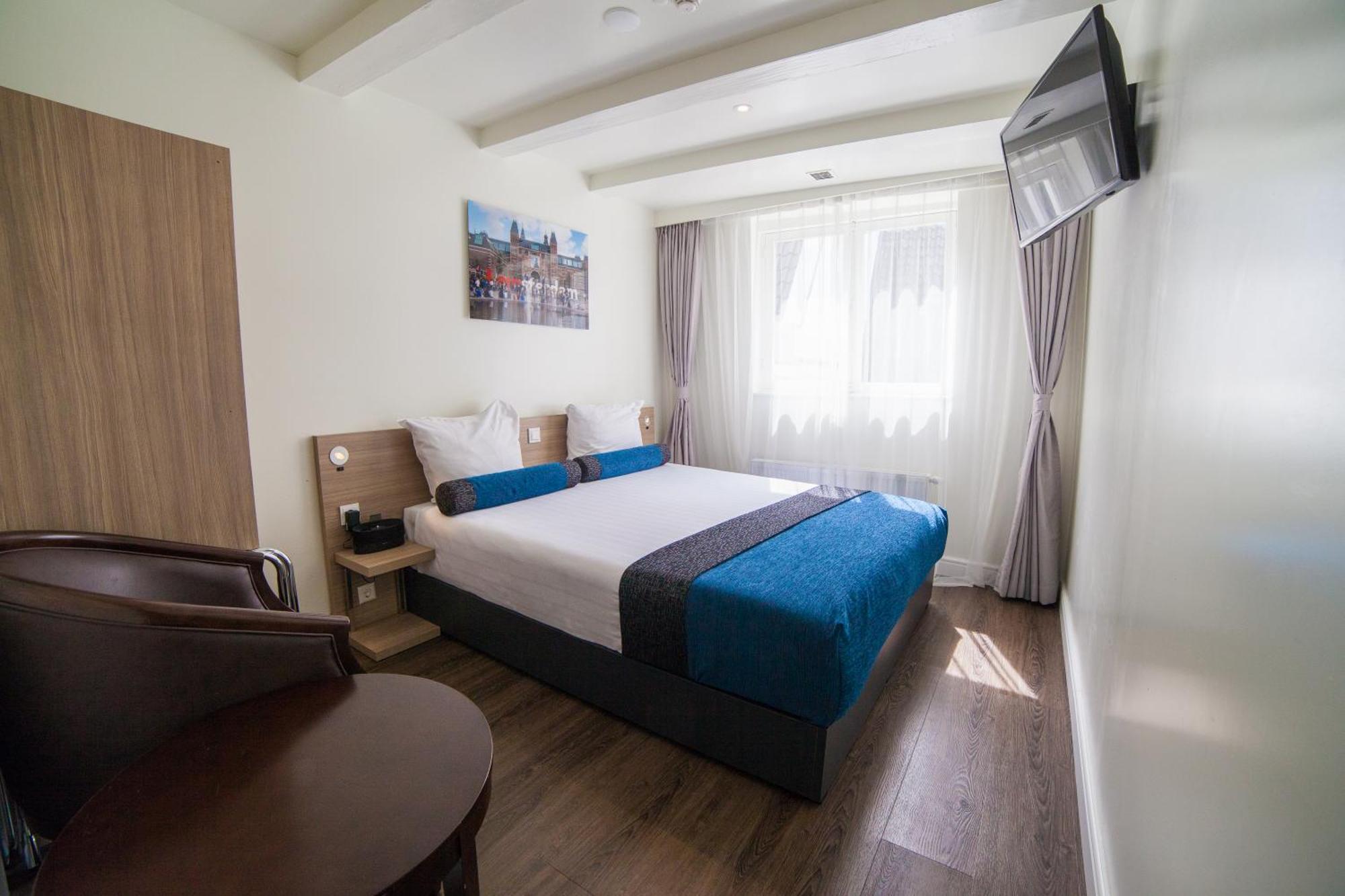 Standard Double Room,255873357:JPEG