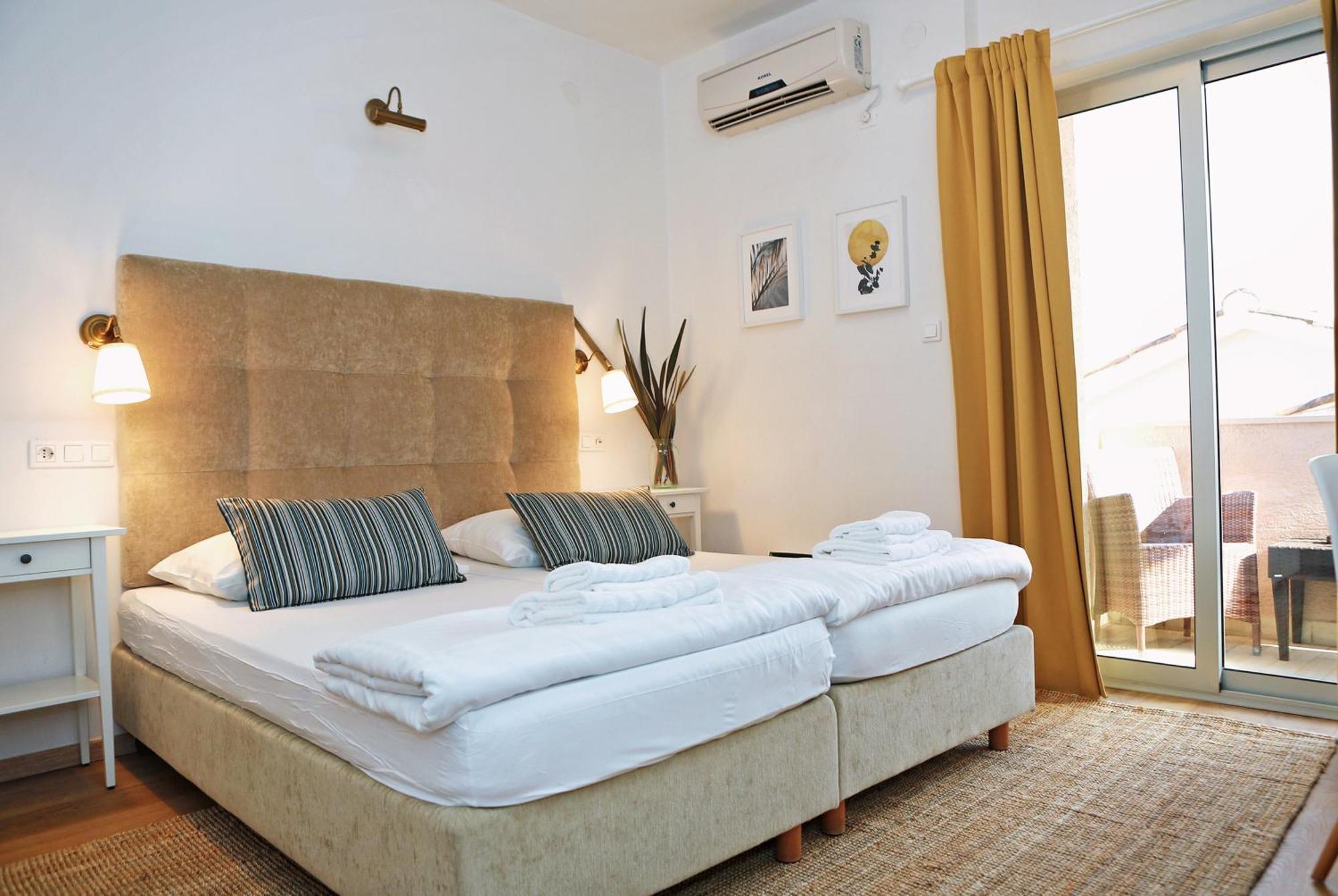 Double or Twin Room Balcony