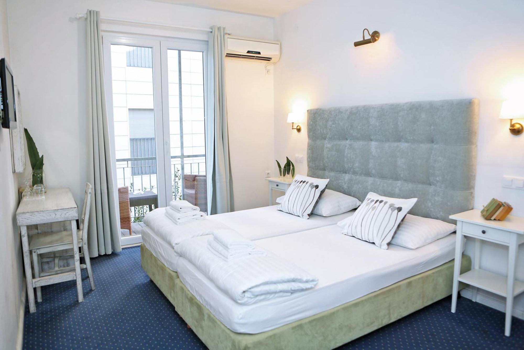 Double or Twin Room Balcony