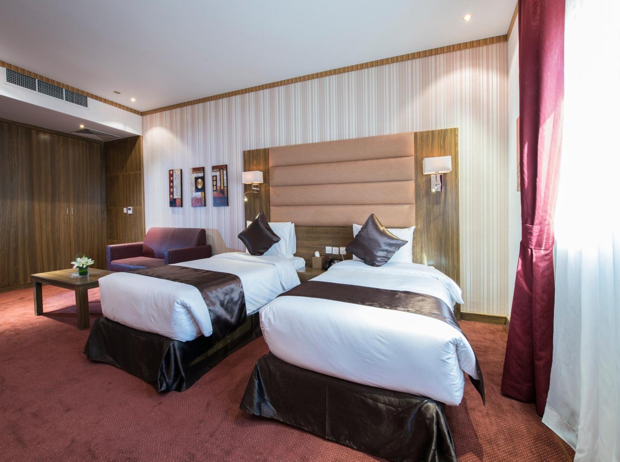 Premium Twin Deluxe Room