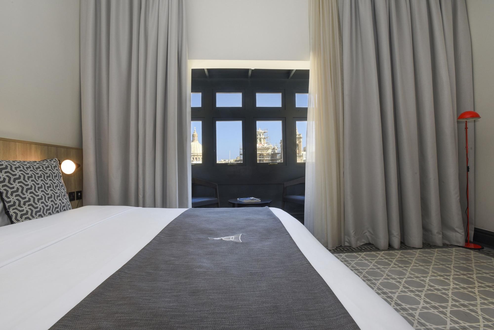 Superior Double or Twin Room Maltese Balcony
