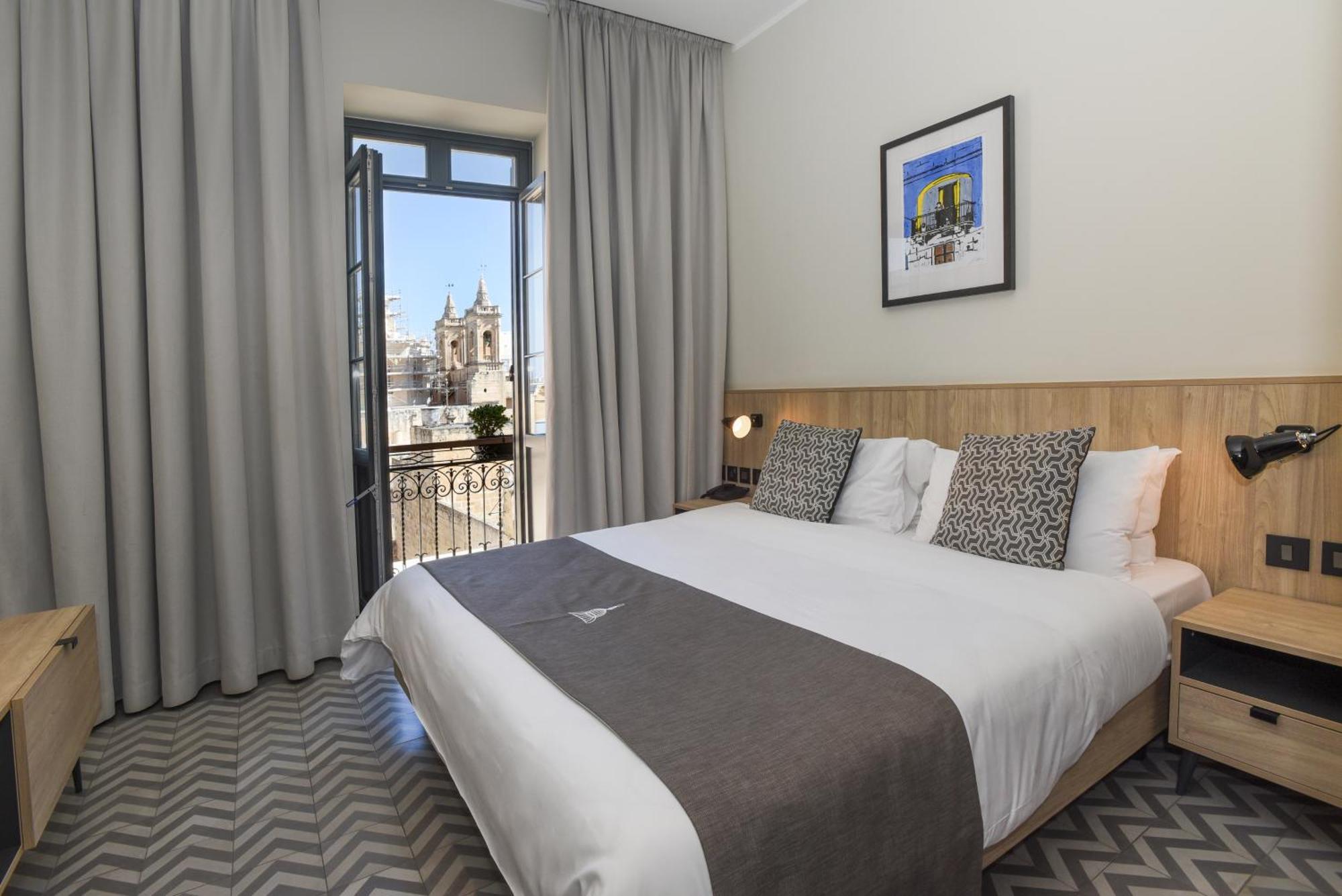 Double or Twin Room Balcony