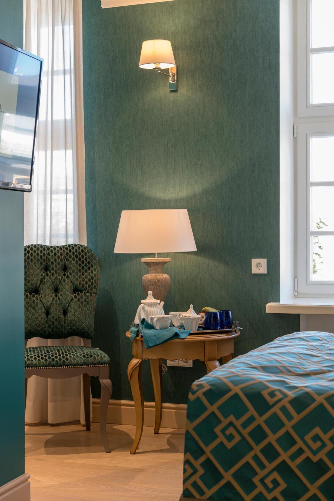Superior Single Room