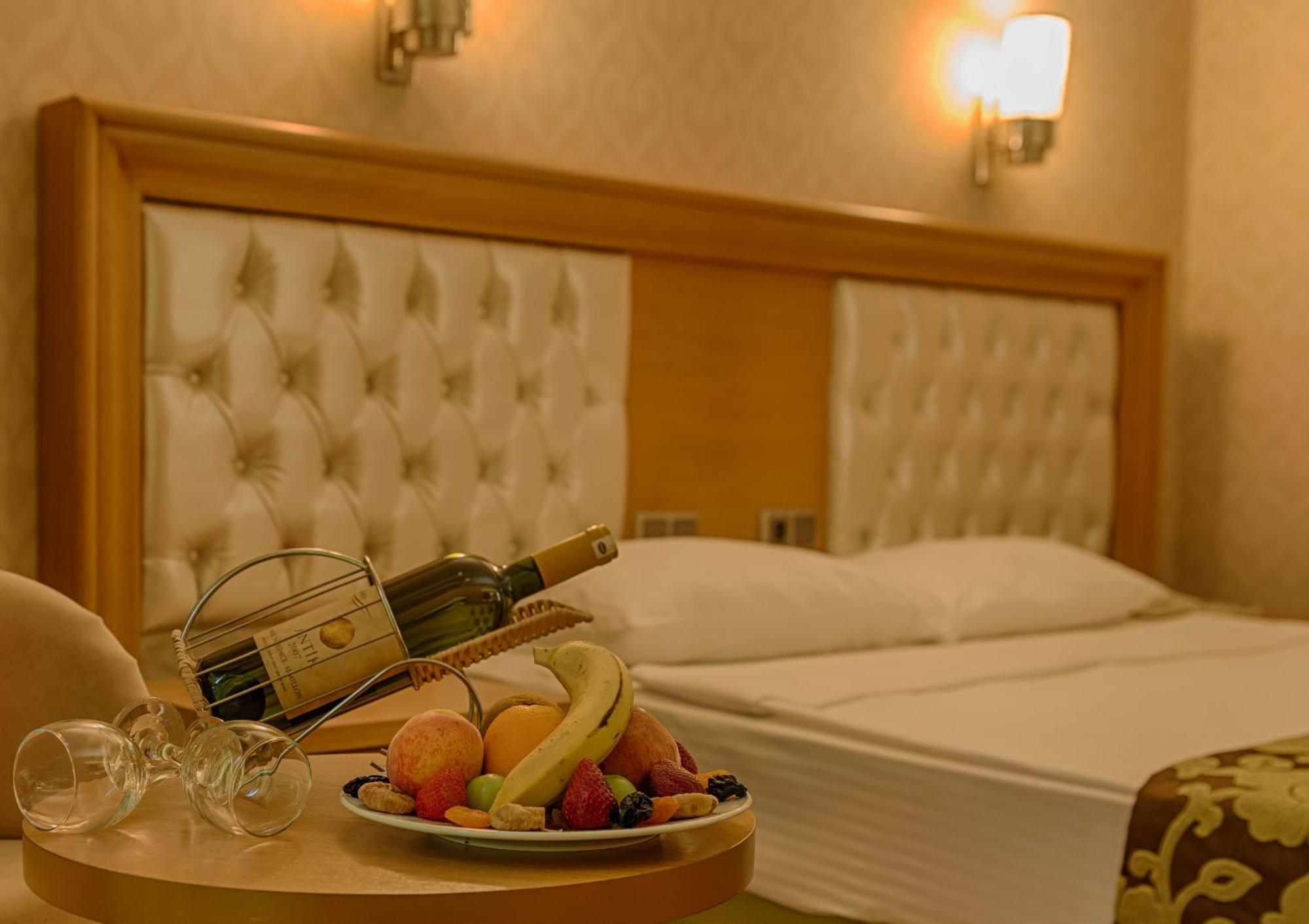 Standard Double or Twin Room,120535713:JPEG