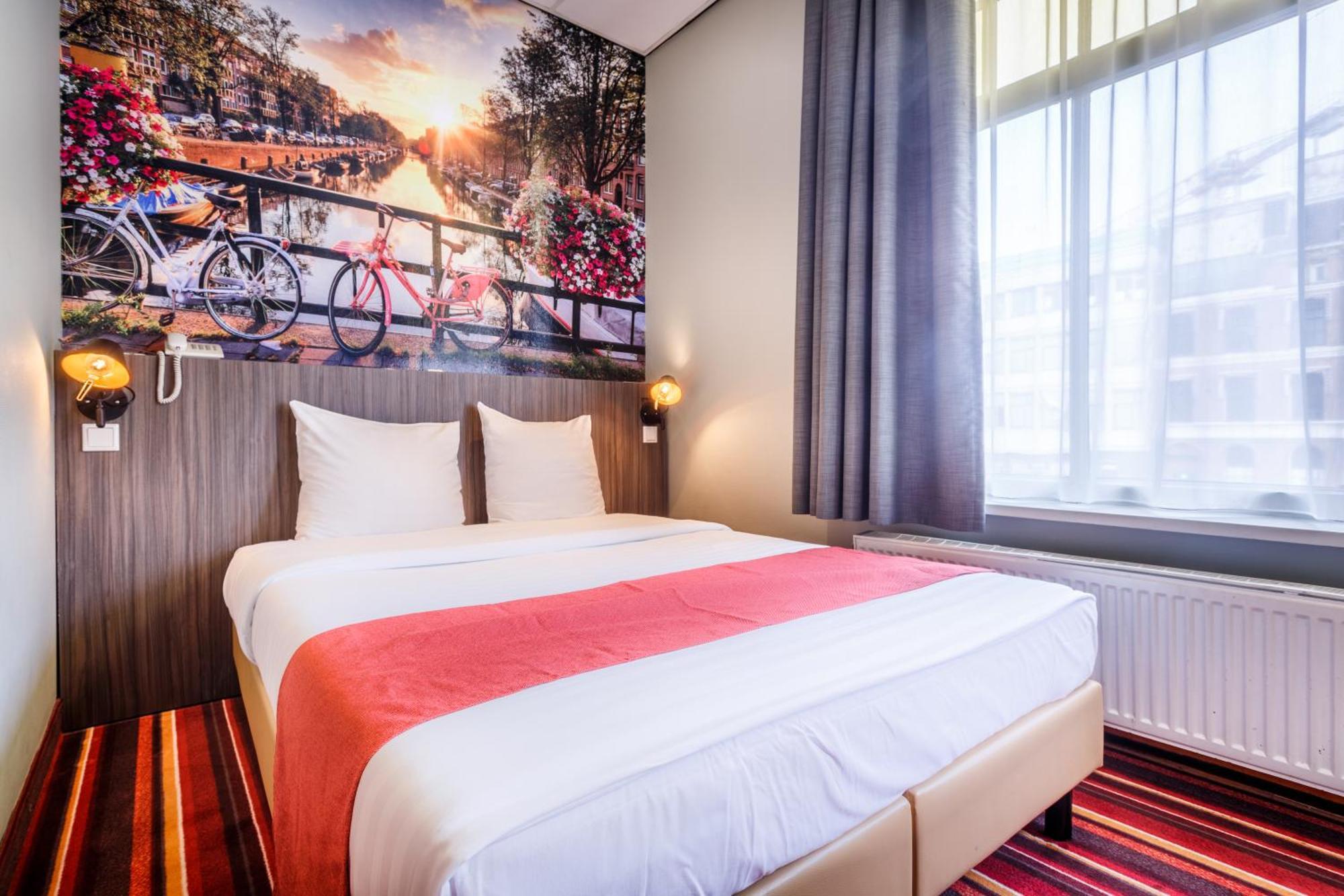 Triple Room Canal View