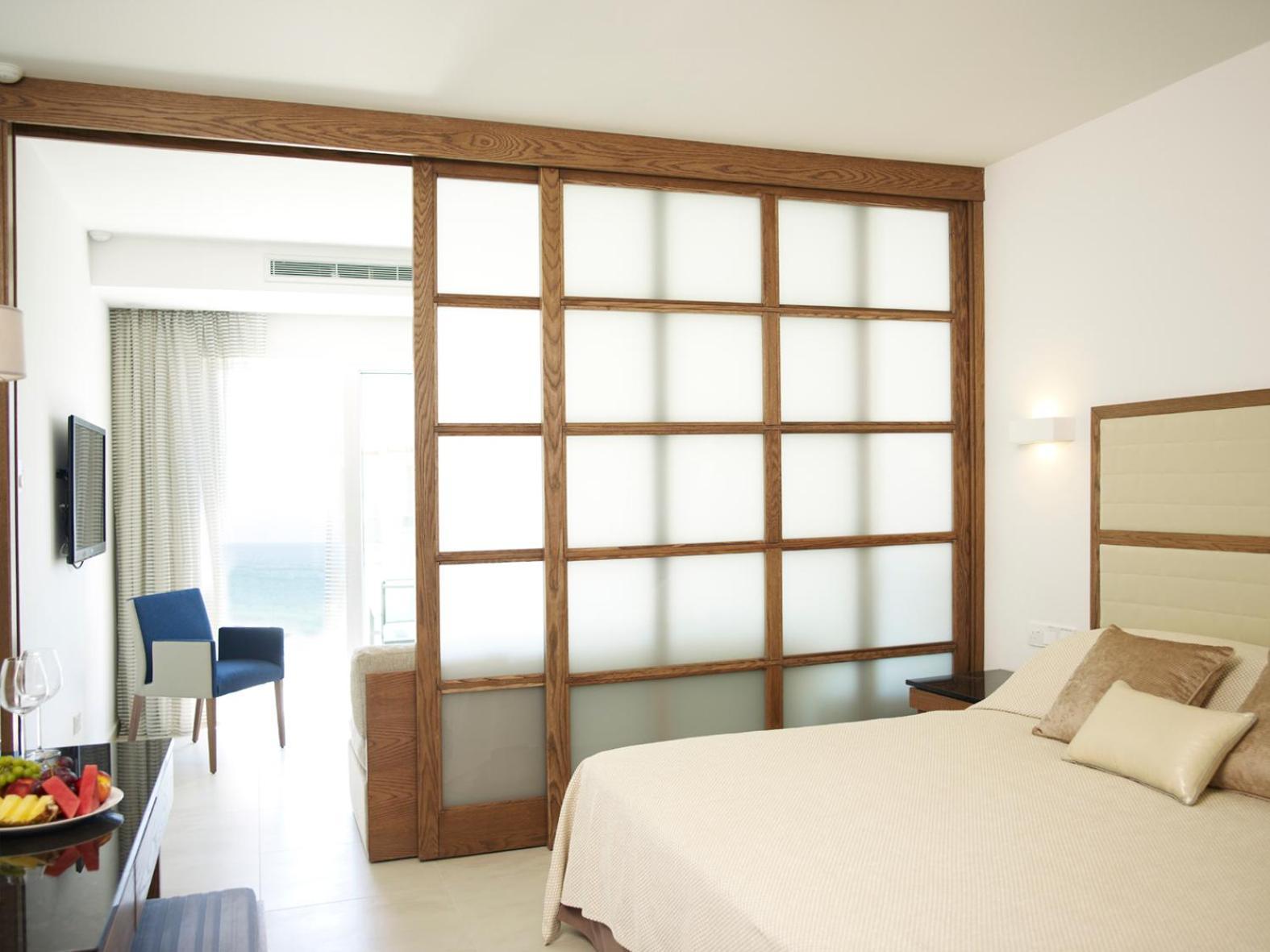 Junior Suite Sea View & Sharing Pool Adults Only