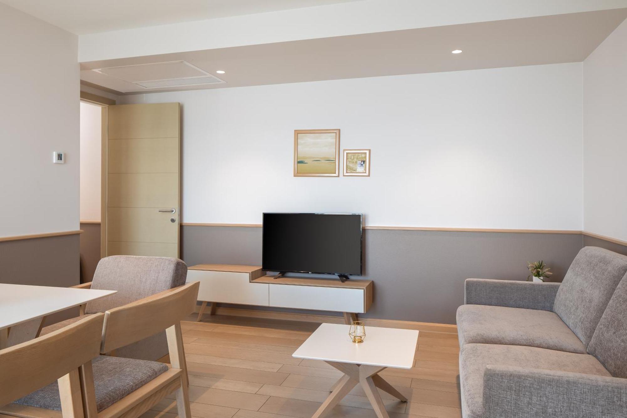 Superior Two-Bedroom Apartment Sea View