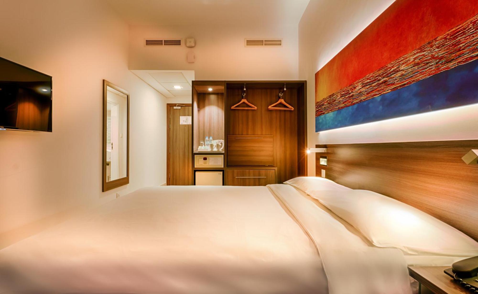 Double Room F&B