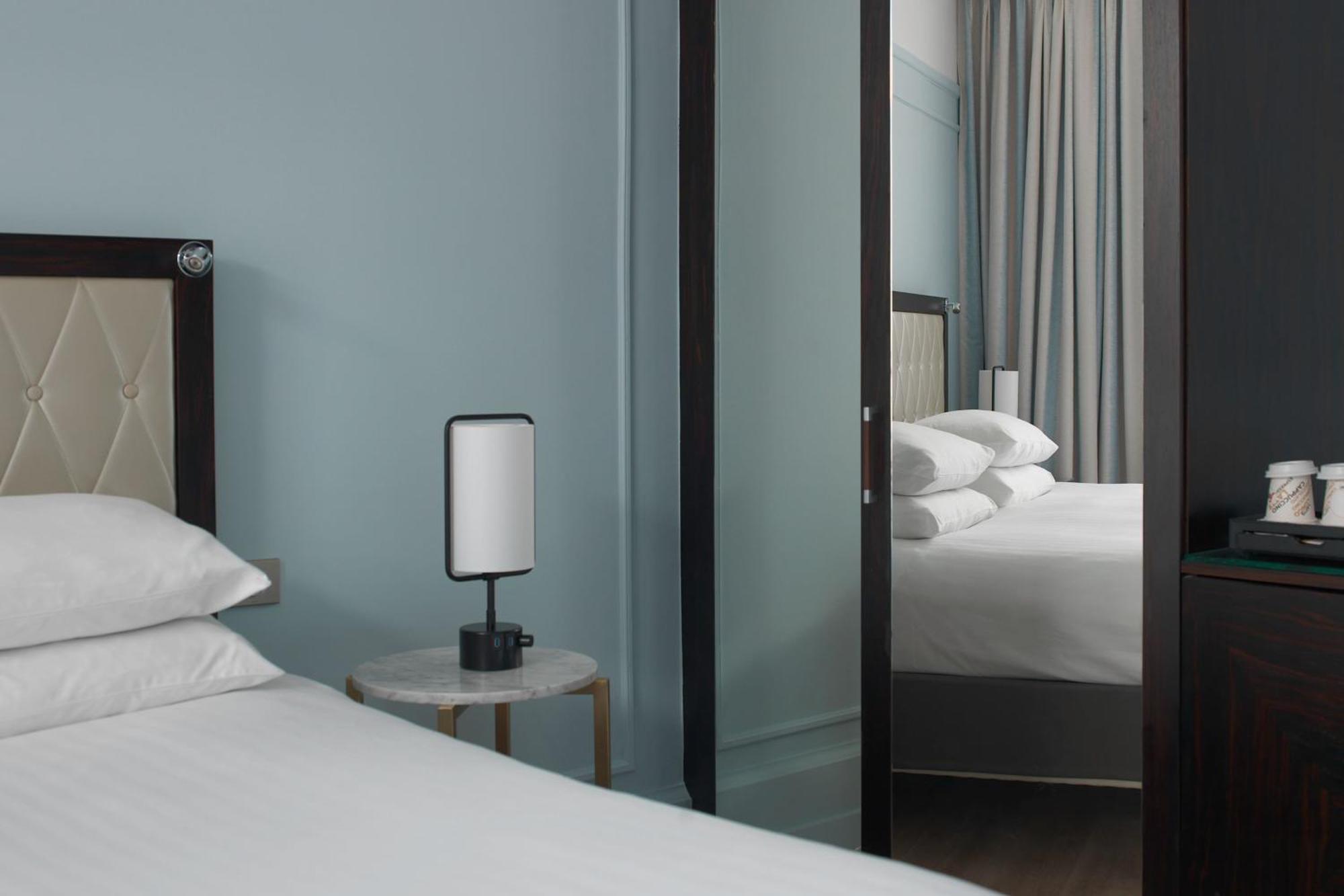 Superior Queen Room,1229884741:JPEG