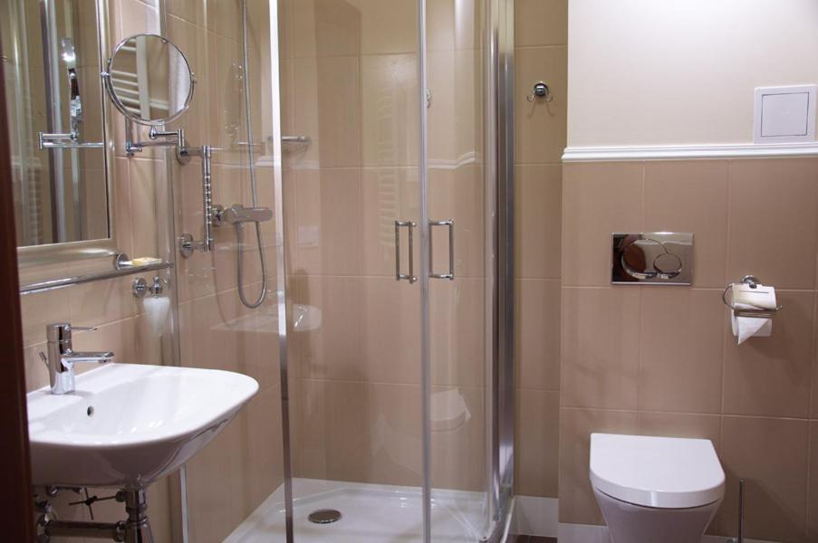 Double Room,24469917:JPEG