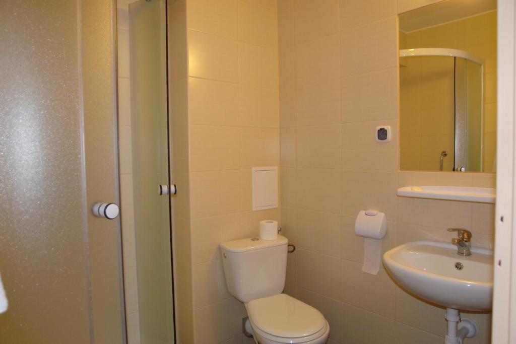 Double Room,124419243:JPEG