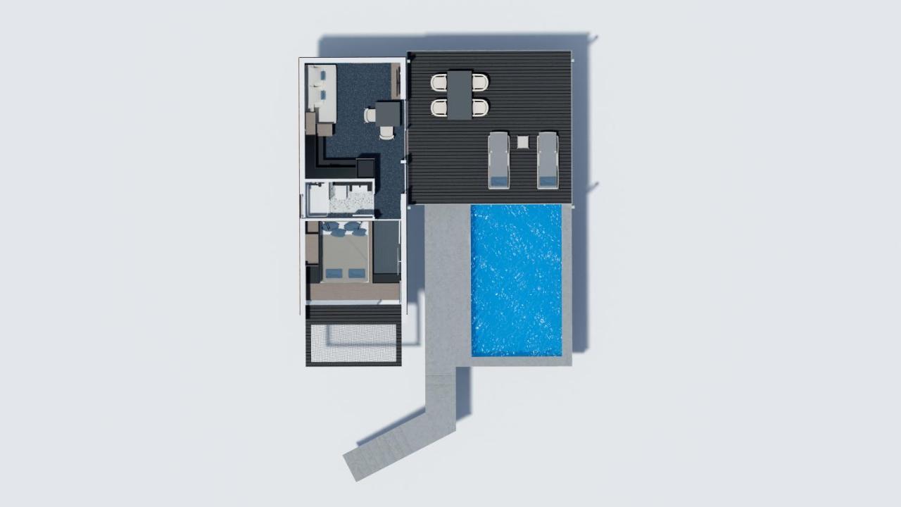 Couple Holiday Home Pool