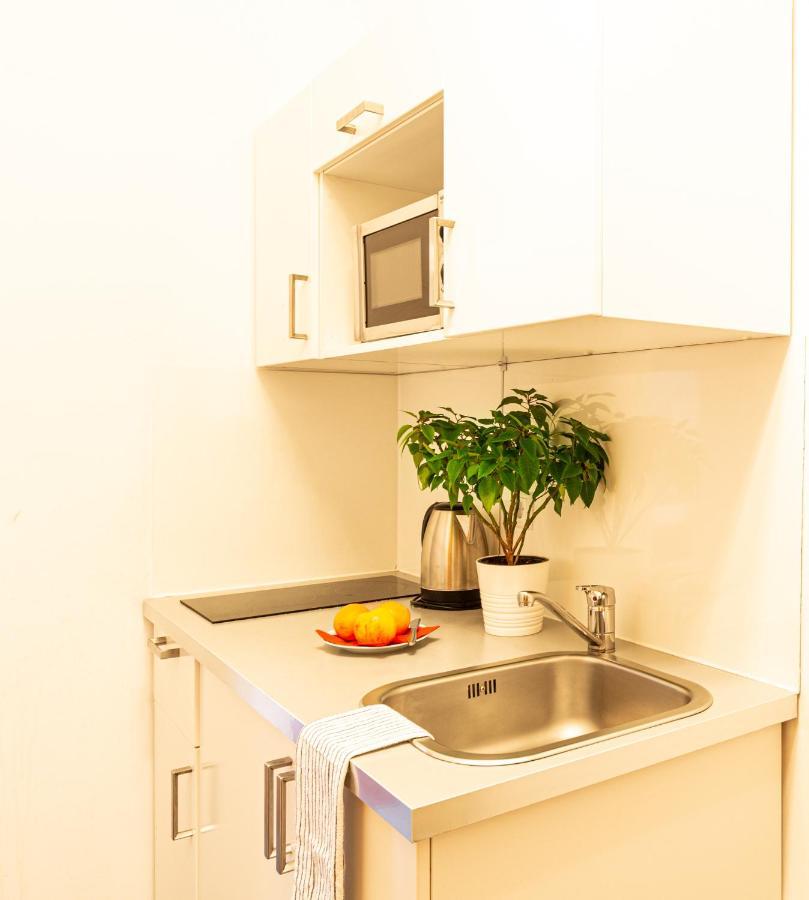 Family Room Kitchen