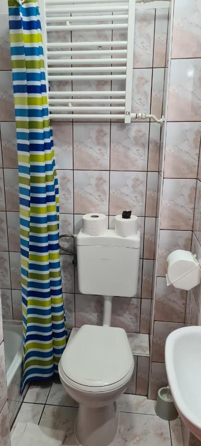 Pokój typu Standard z 2 łóżkami pojedynczymi i widokiem na morze