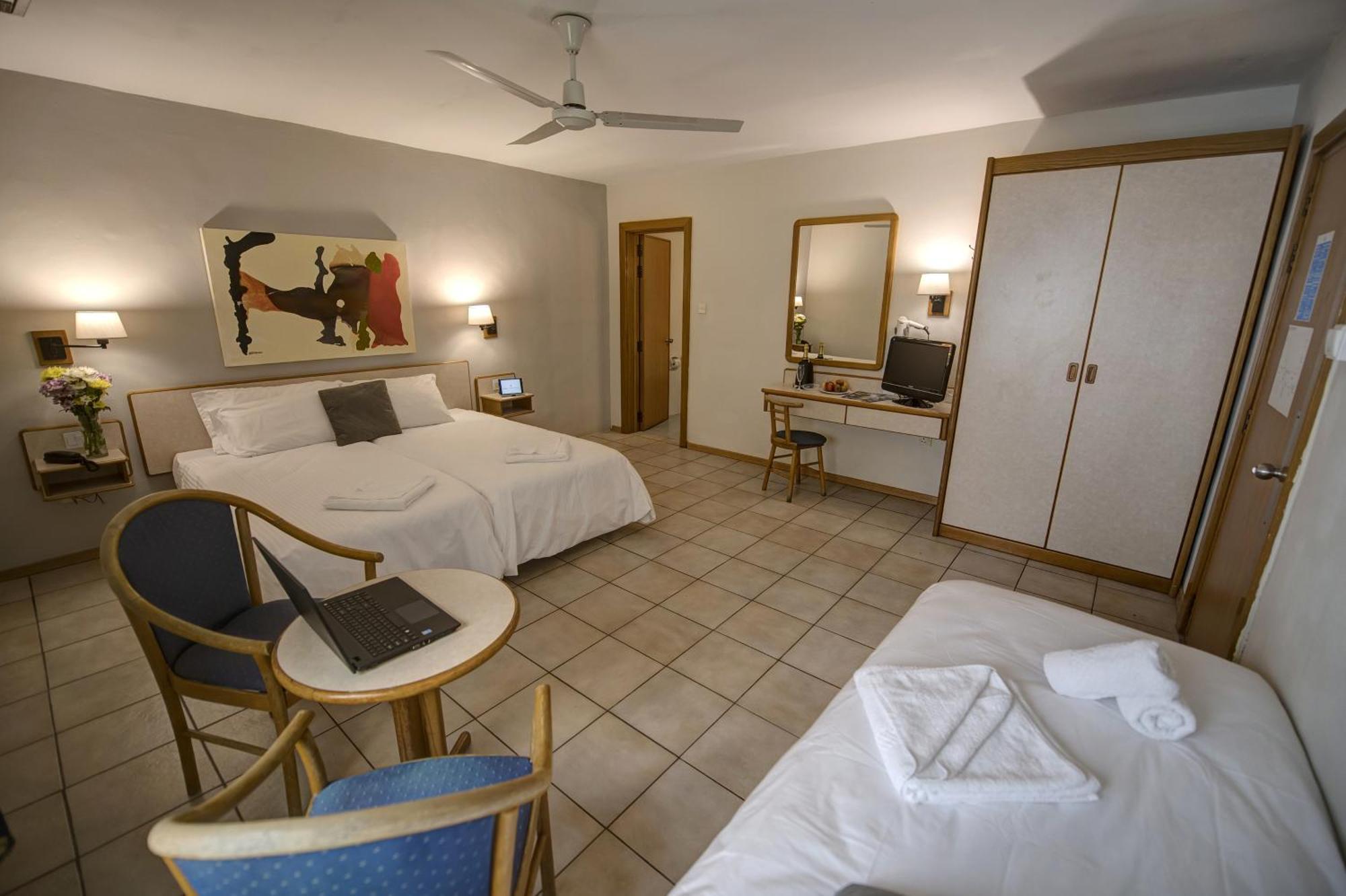 Triple Room Sea View