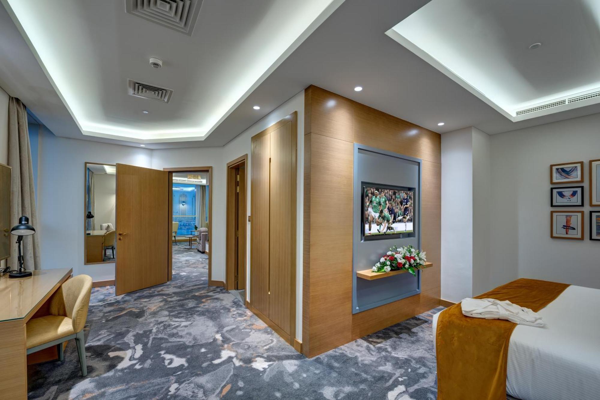 S Suite with 20% Off Food & Beverage (excluding in-room dining) and Free Shuttle to MOE, Dubai Hills & Kite Beach,1235264579:JPEG