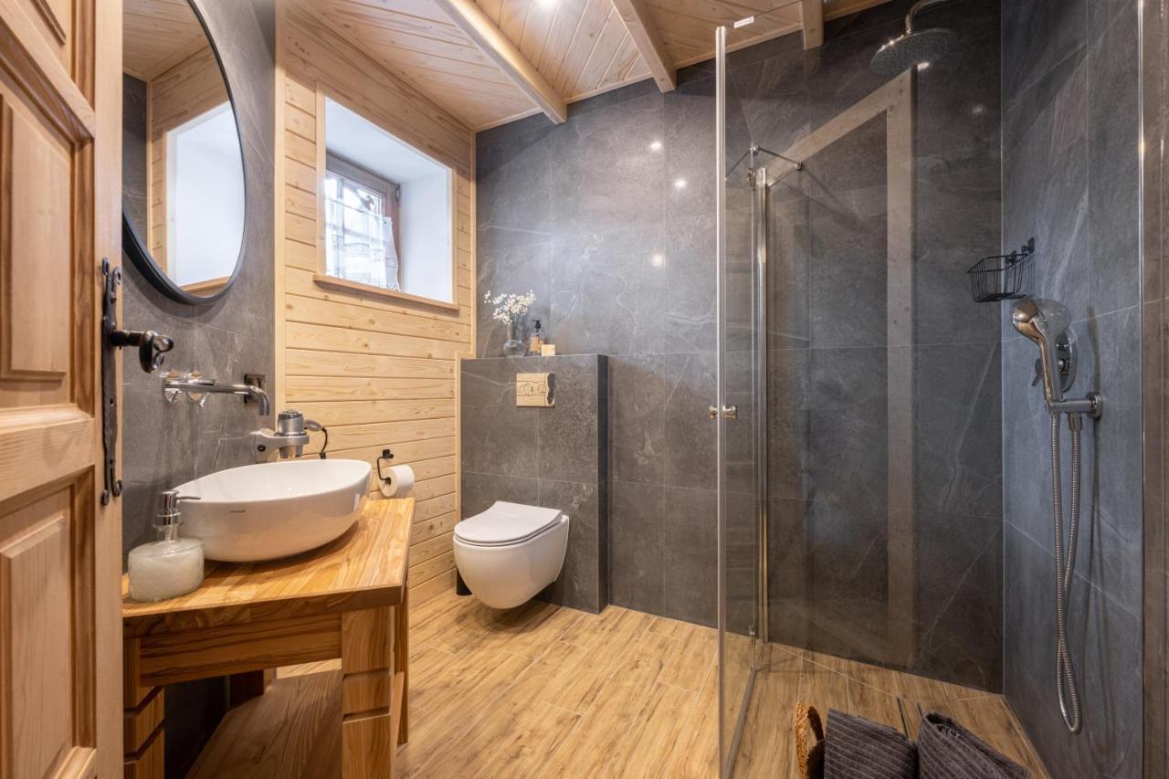 Double Room,1237882939:JPEG