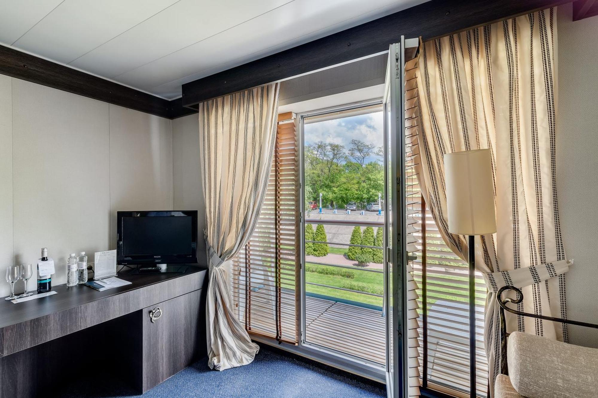 Classic Double Room Park View